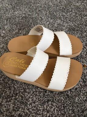 Skechers Kids White Double-Strap Scalloped Slide Sandals